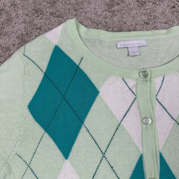 y2k New York & Company Cardigan Sweater L Green Argyle Plaid Button Up Preppy - Picture 7 of 11